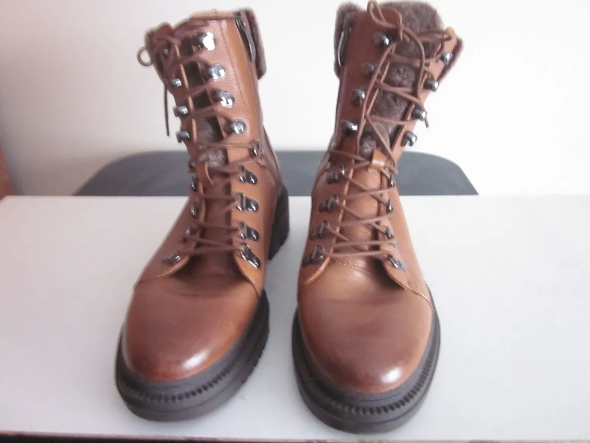 New Regarde Le Ciel Tan Leather Boots UK7 - Image 1