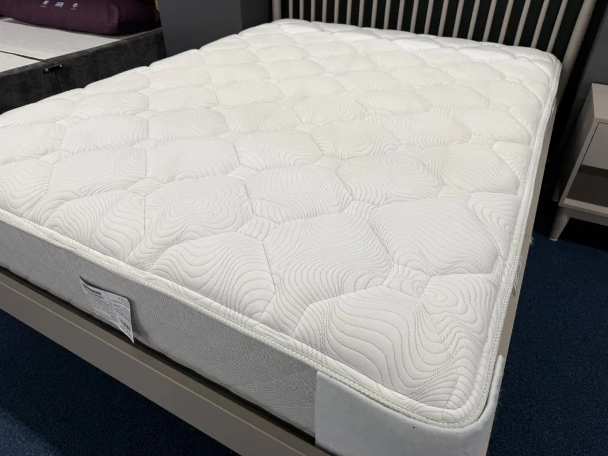 5ft King Size Bed **Online Auction** - Image 3