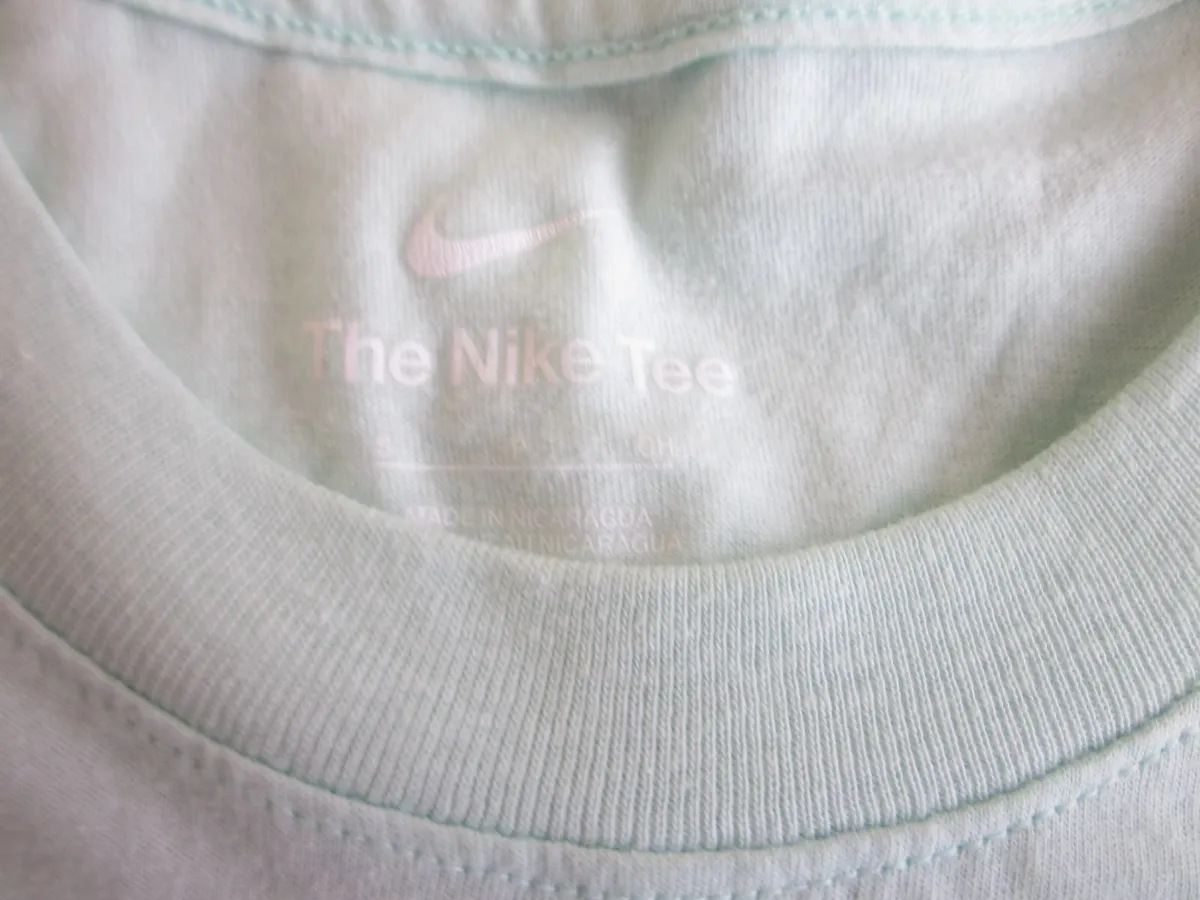 Nike Sportswear Men's Short -Sleeve T-Shirt - Image 4