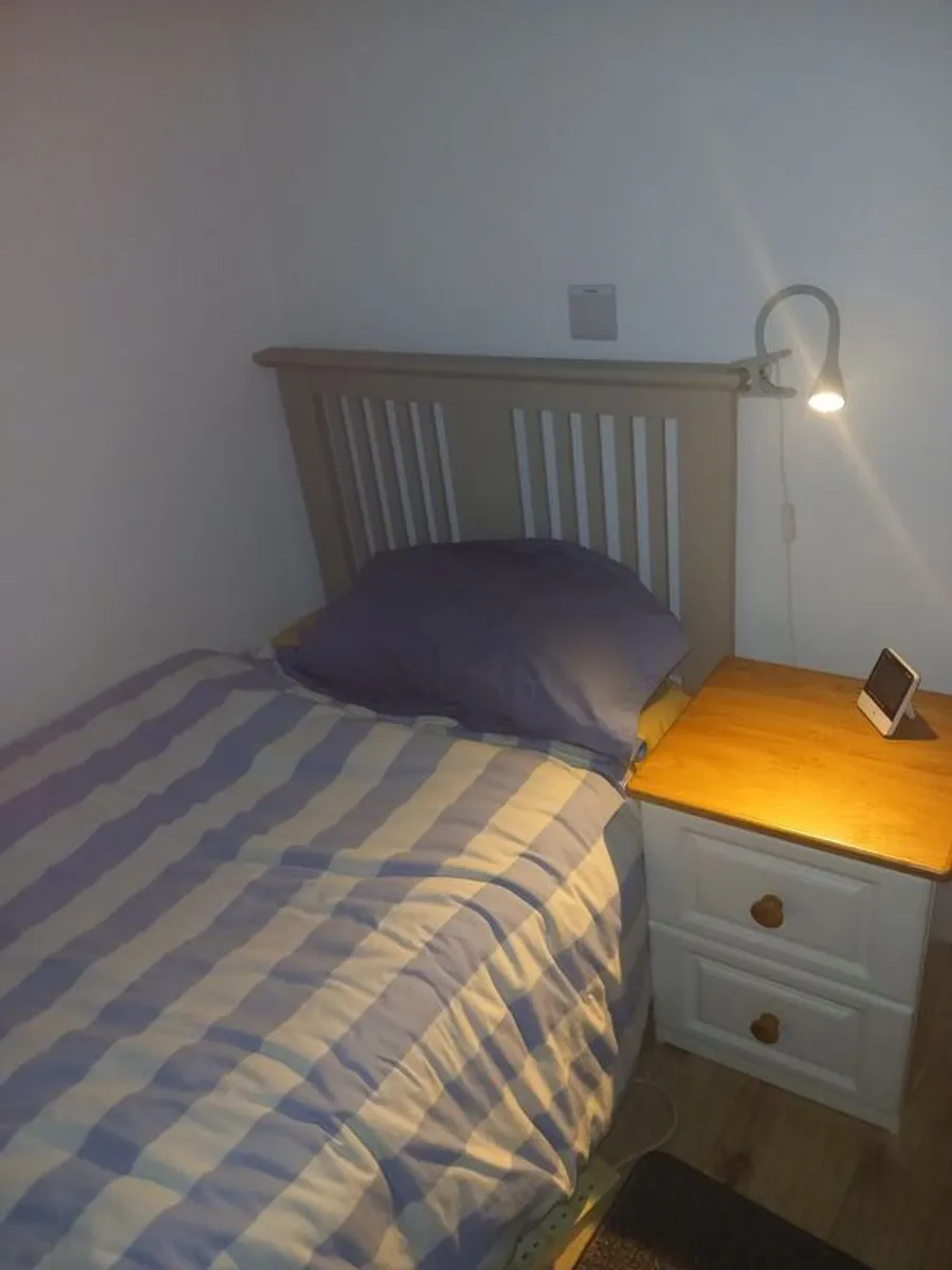 Room To Rent - Image 2