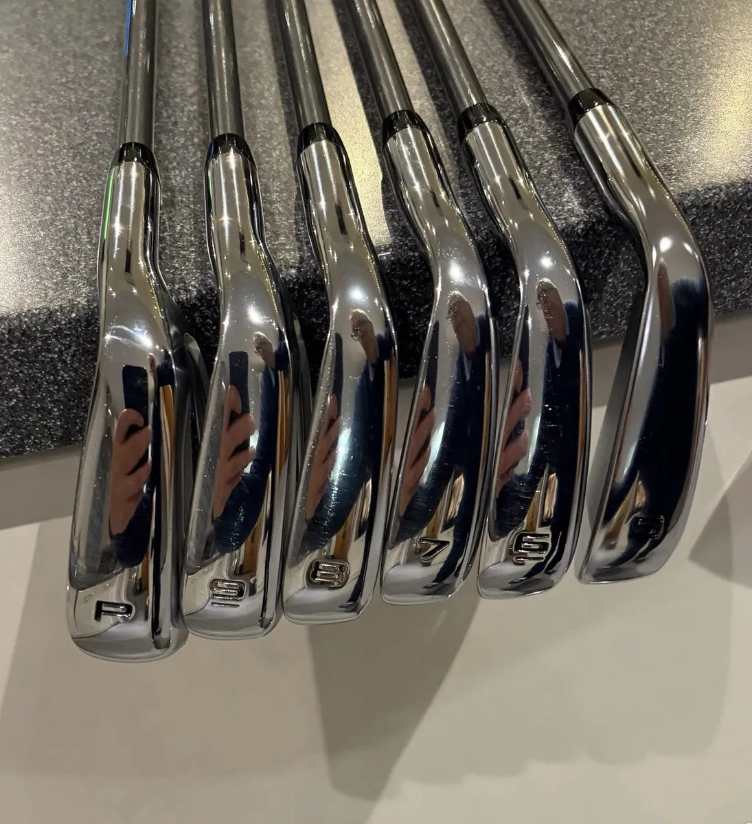 Callaway Elyte Irons 5-PW Regular Flex - Image 1