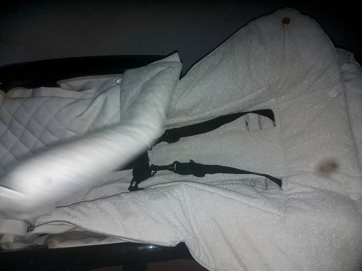 Vintage buggy pram - Image 3