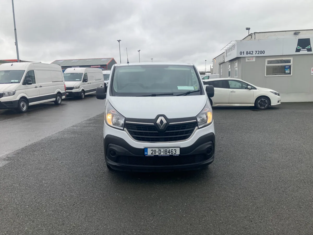 Renault Trafic 2021 - Image 2