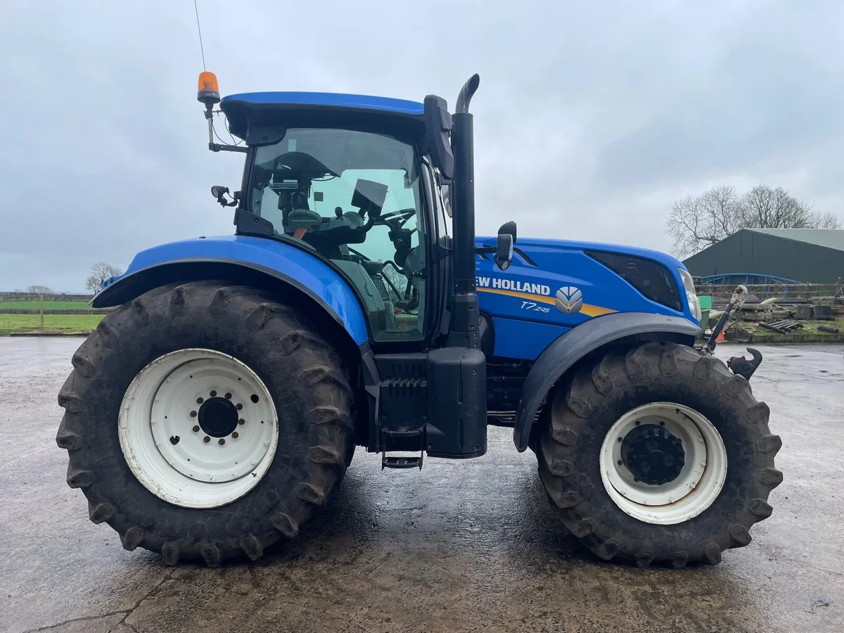 New Holland T7.245 - Image 1