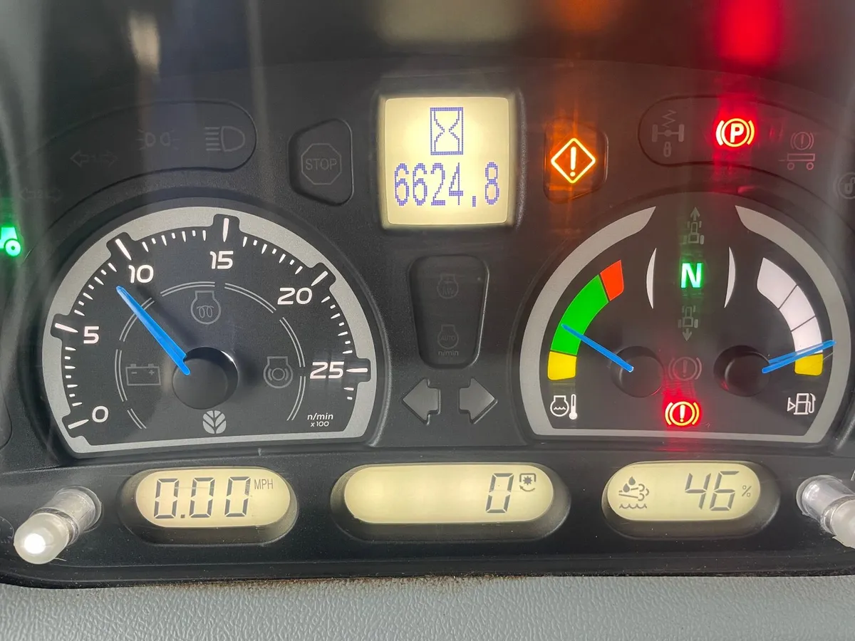 New Holland T7.245 - Image 3