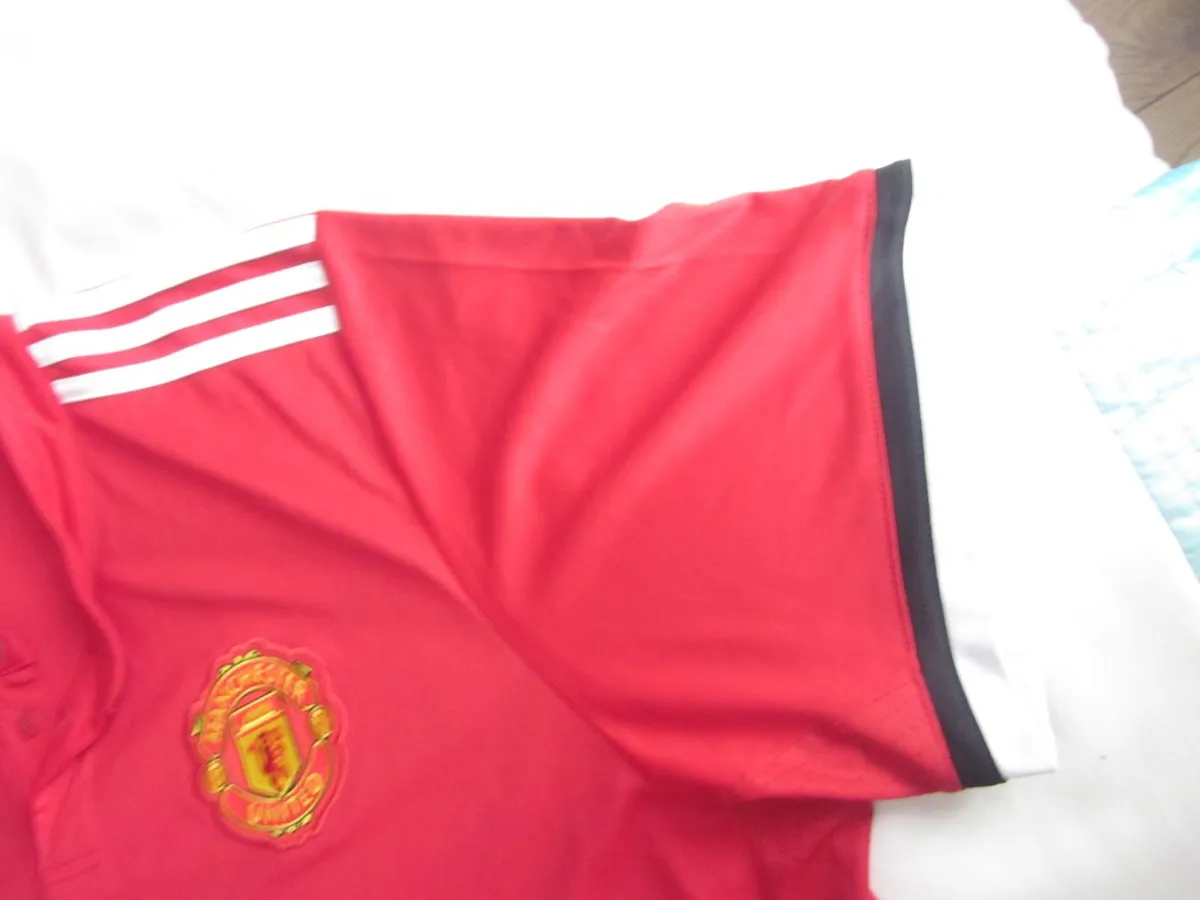 Manchester United FC Adidas 2017/18 Home Jersey - Image 2