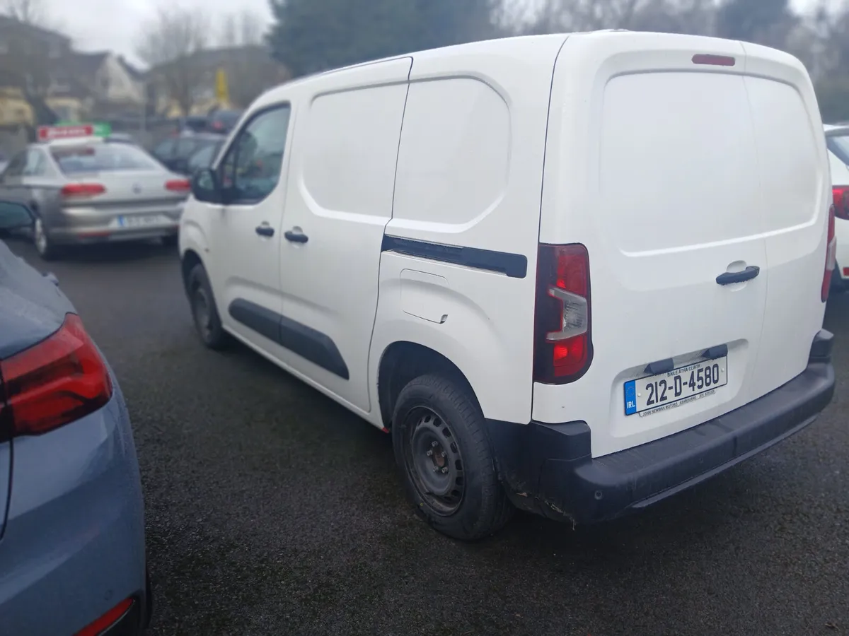 Citroen Berlingo 2021.    3 seater 1 owner - Image 3