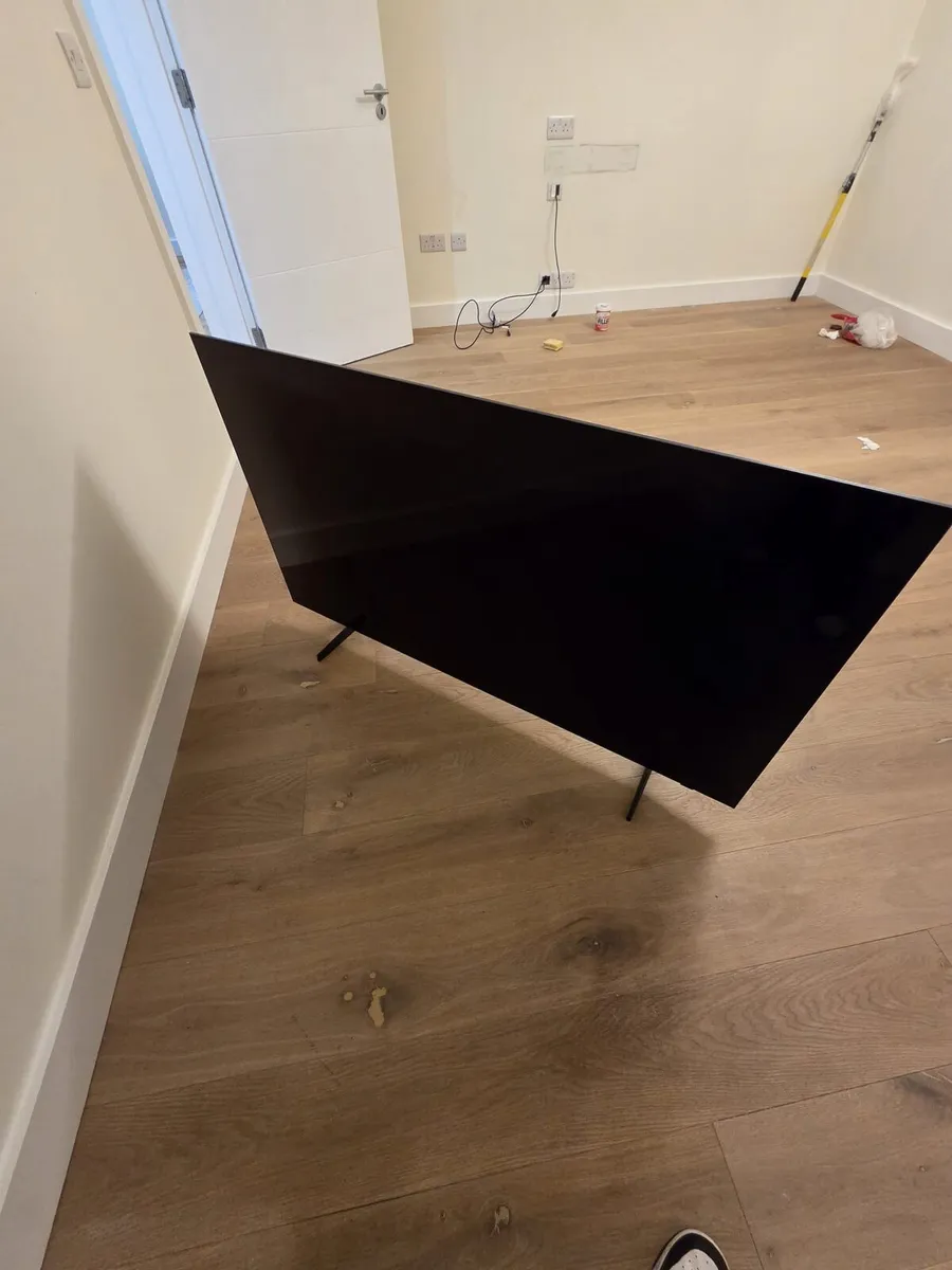 Samsung 55 Inch S85d 4k Hdr Oled Tv - Image 1
