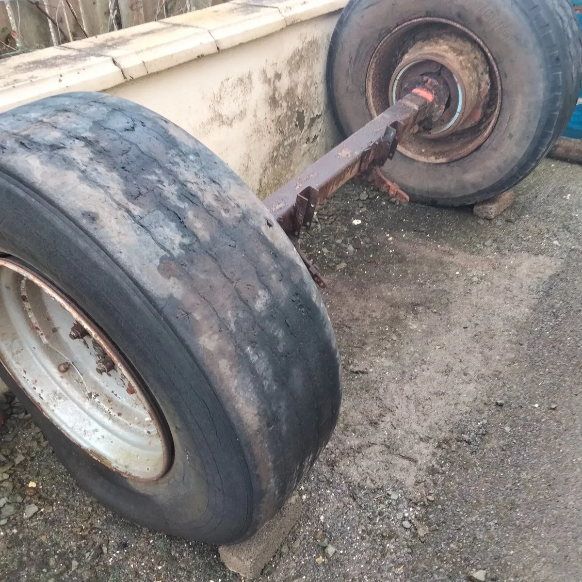 Trailer axle - Image 3