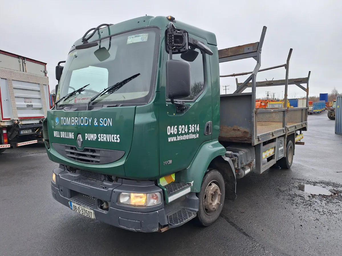 2008 Renault Midlum 190.12 Truck ForAuction - Image 1