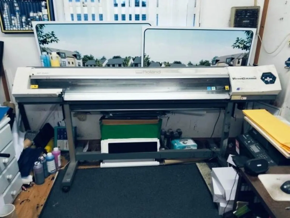 Roland Versa Camm SP540i Vinyl Printer and Cut - Image 1