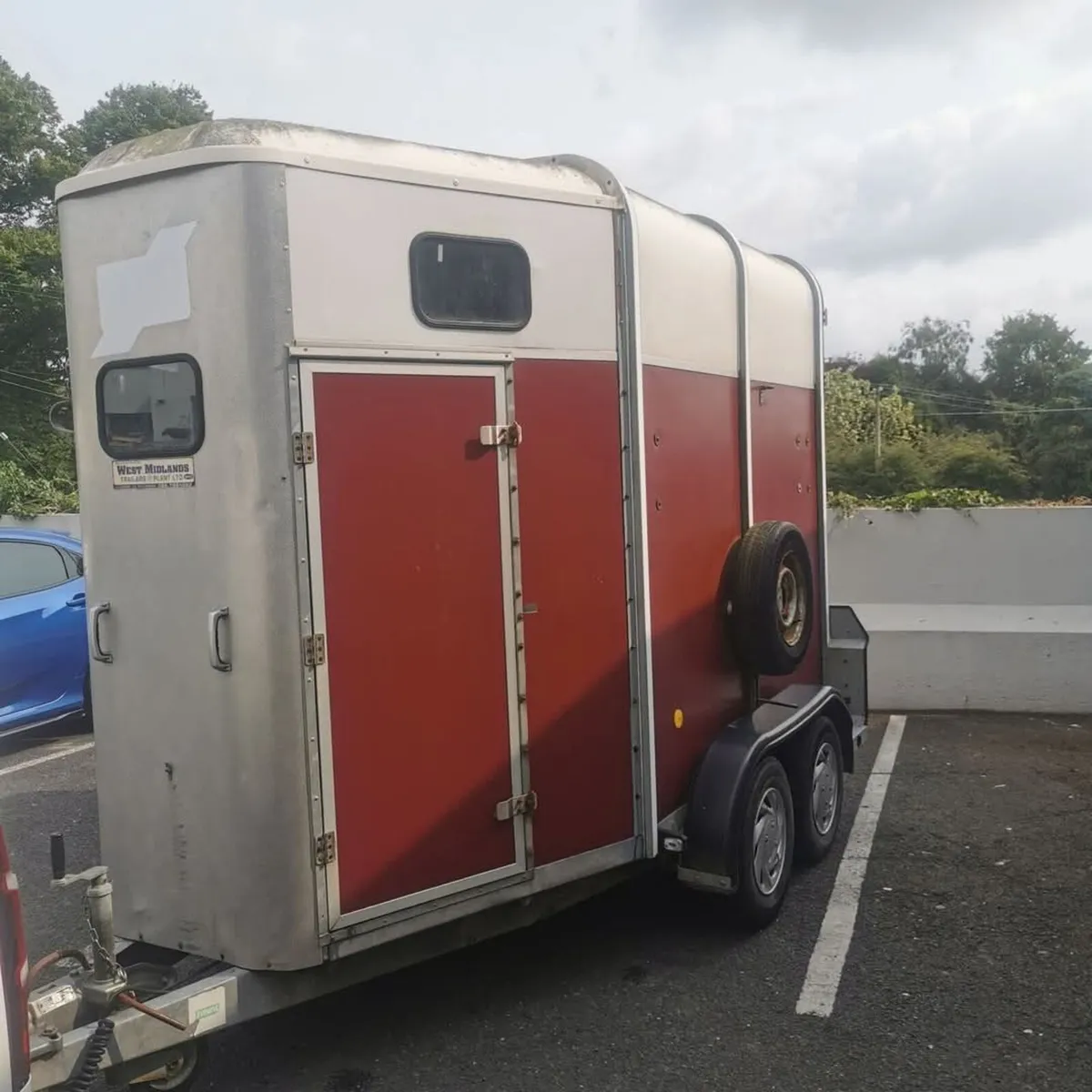 Ifor Williams Double Horsebox - Image 1