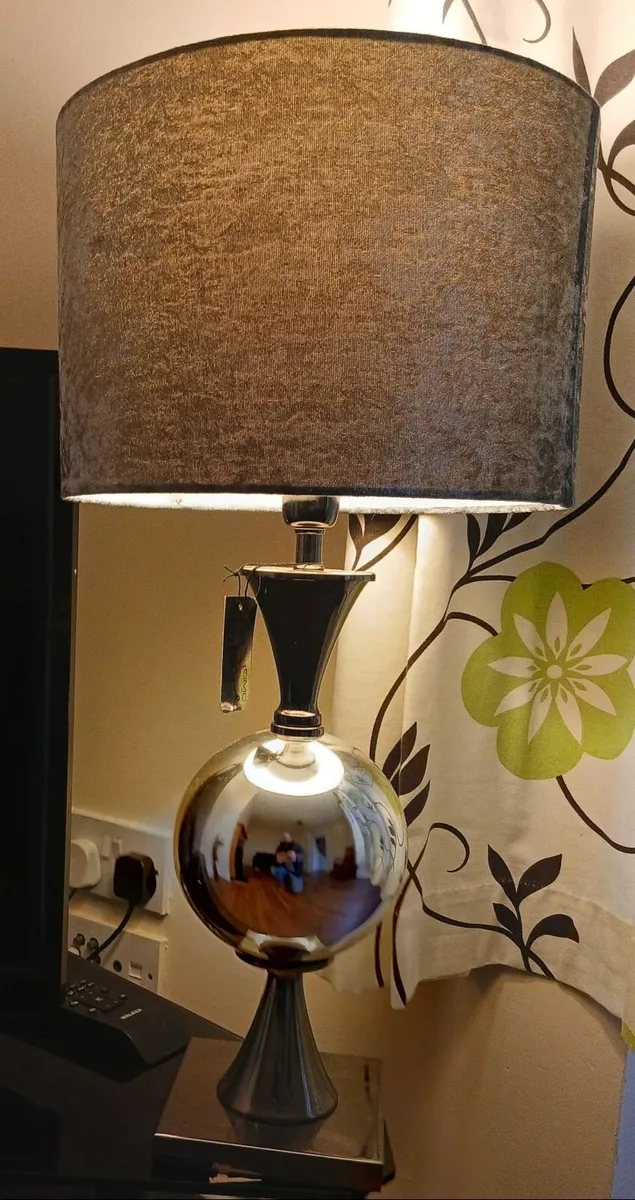 Table Lamp - Image 2
