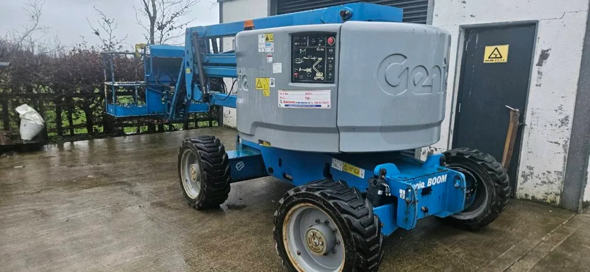 Cherrypicker for sale - Image 1