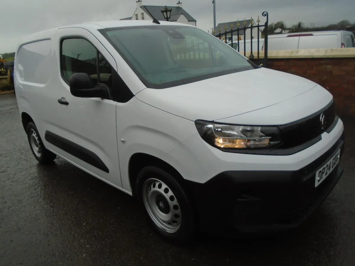 2024 Vauxhall Combo PRIME 100HP. - Image 1