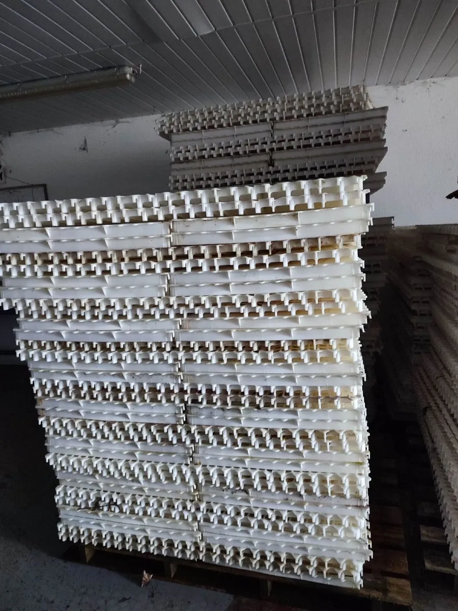 Plastic slats - Image 2