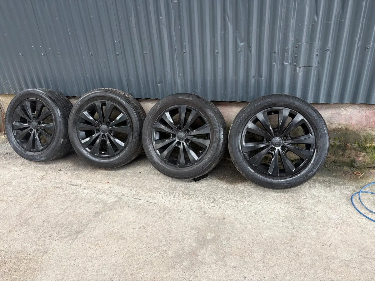 16” Volkswagen Golf alloys - Image 2