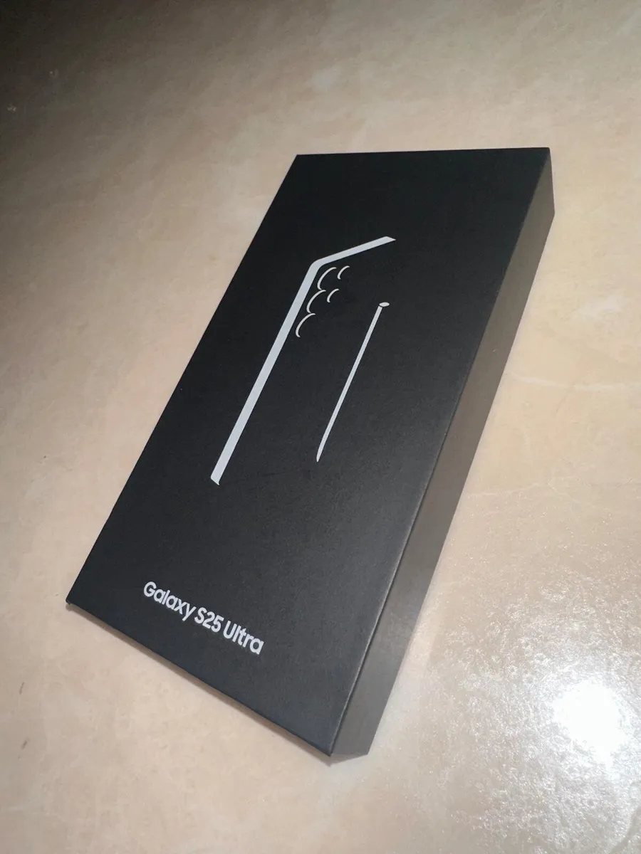 Samsung Galaxy S25 Ultra - Image 2