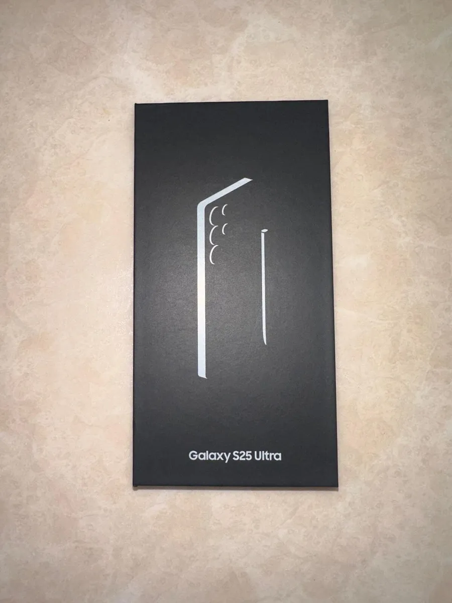 Samsung Galaxy S25 Ultra - Image 1