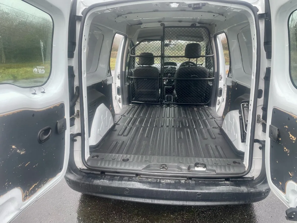 2019 REN KANGOO Maxi DSL .LOW KMS Timing belt done - Image 3