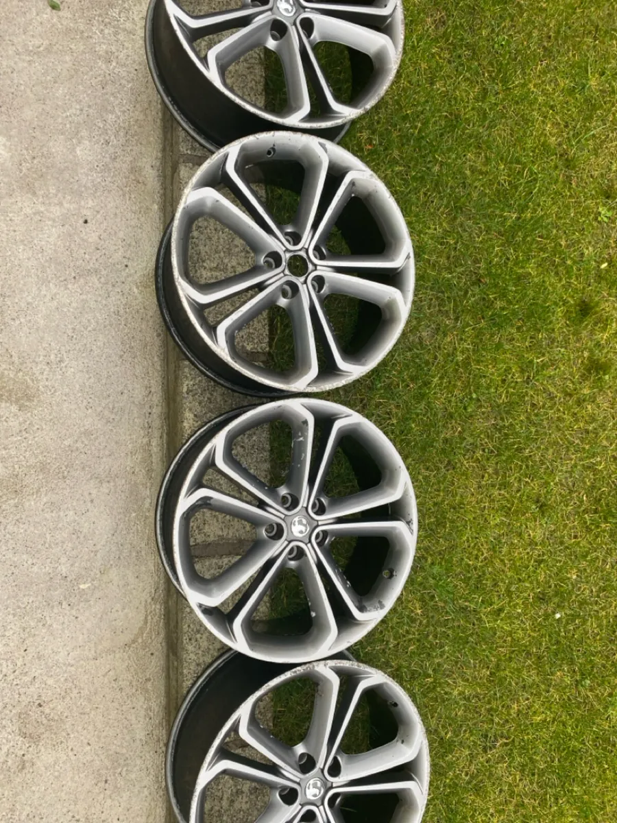 Opel/Vauxhall Astra alloys - Image 1