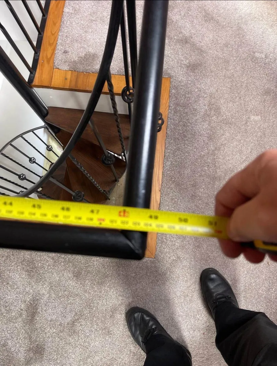 Spiral stairs - Image 3