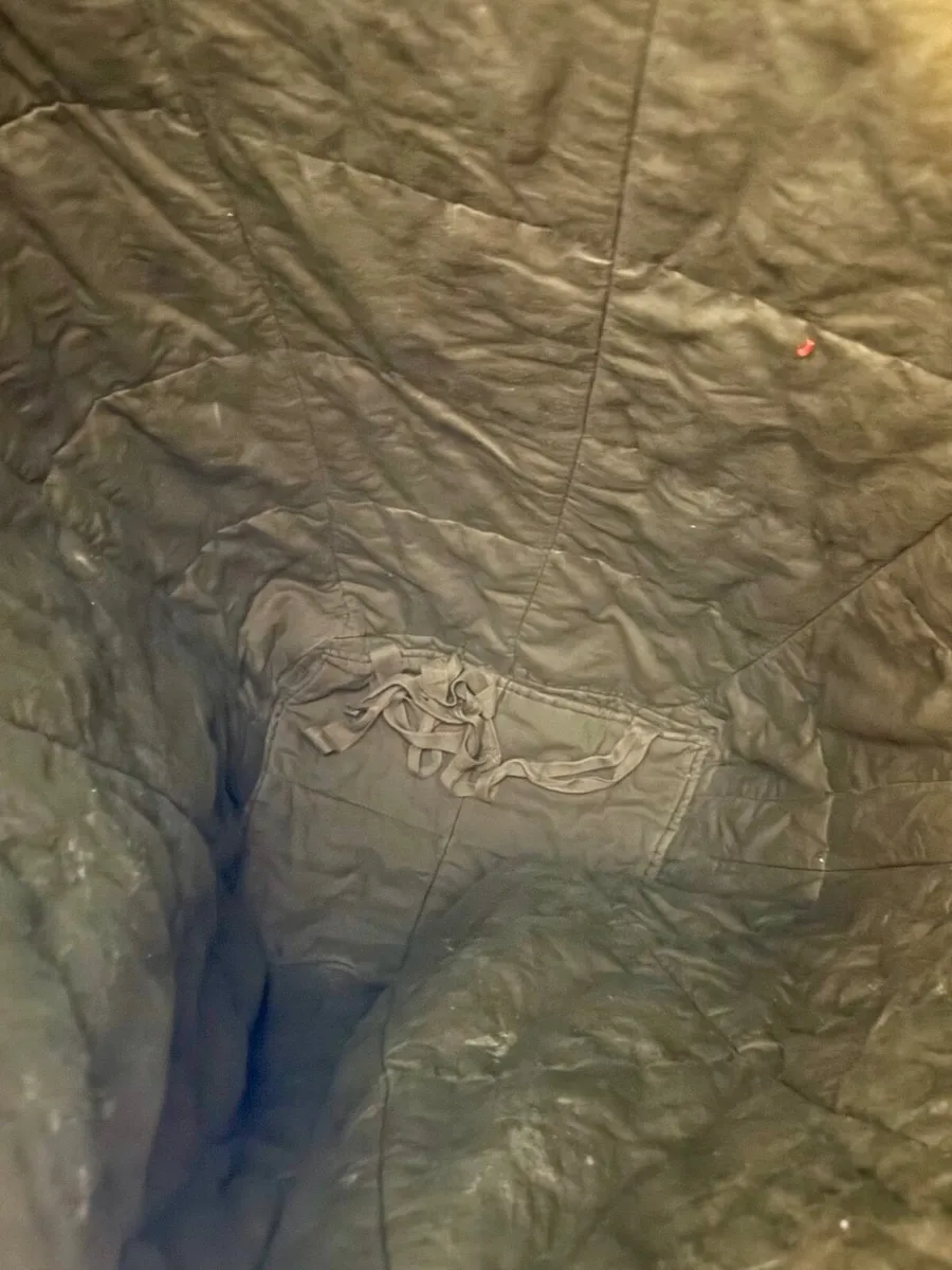 Original 1959 Belgian Army Quilted Sleeping Bag. - Image 2