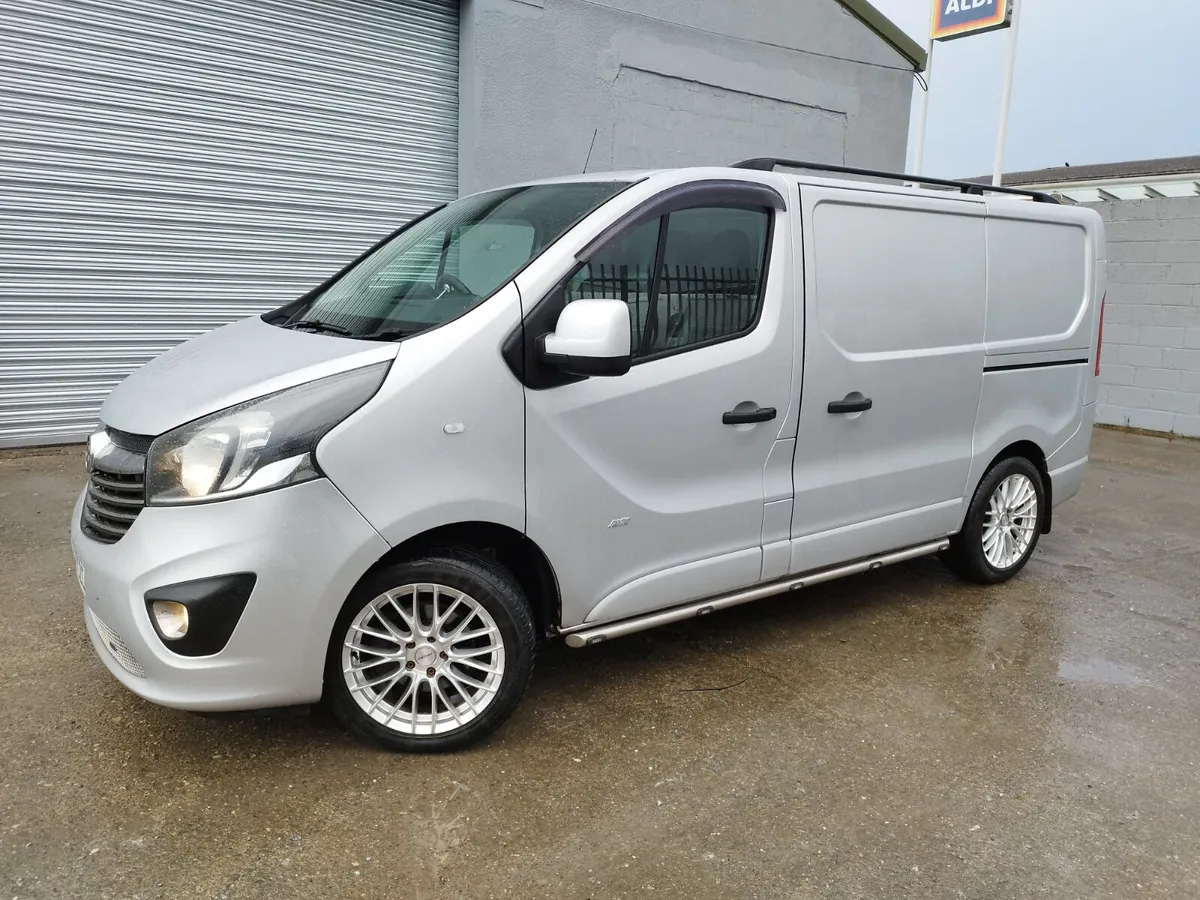 2016 Vauxhall Vivaro 1.6 cdti 120 bhó sportive - Image 1