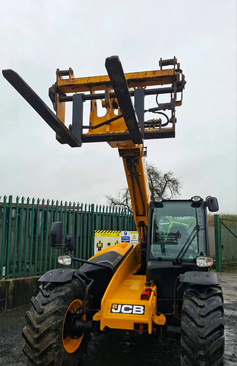 2016 JCB 541-70 Agri-Super - Image 4