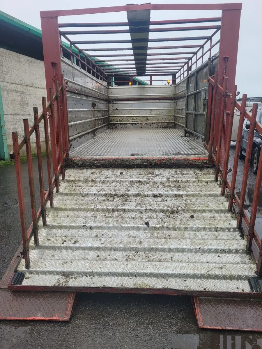 Cattle trailer body - Image 3