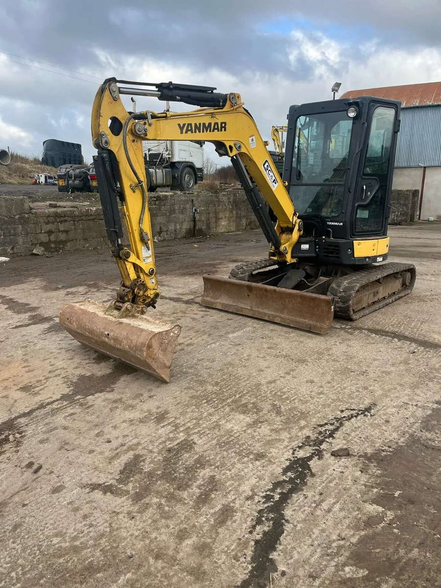 Excavator - Image 3