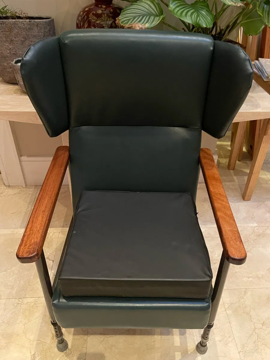 Sturdy Mobility Armchair With Adjustable Height - Image 1