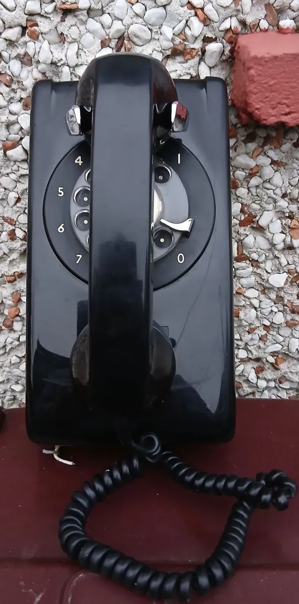 Vintage Phone - Image 2