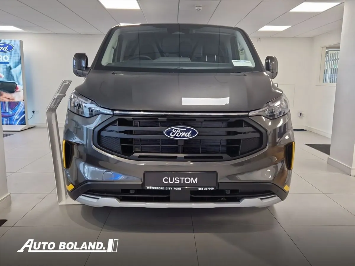 Ford Transit Custom Trail 320 2.0L EcoBlue 150PS 6 - Image 3