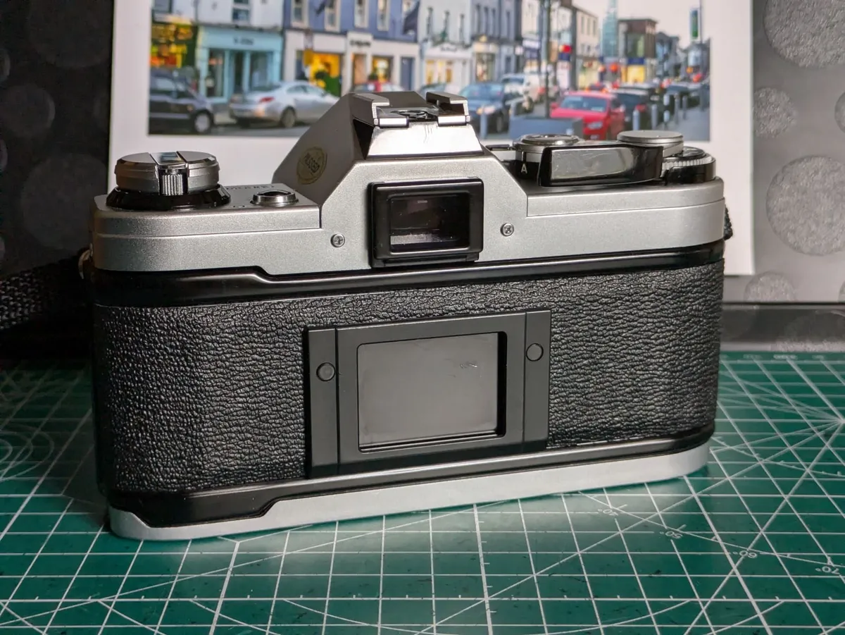 🎞️ Canon AE-1 film SLR + 28mm 2.8 Cosina lens - Image 4