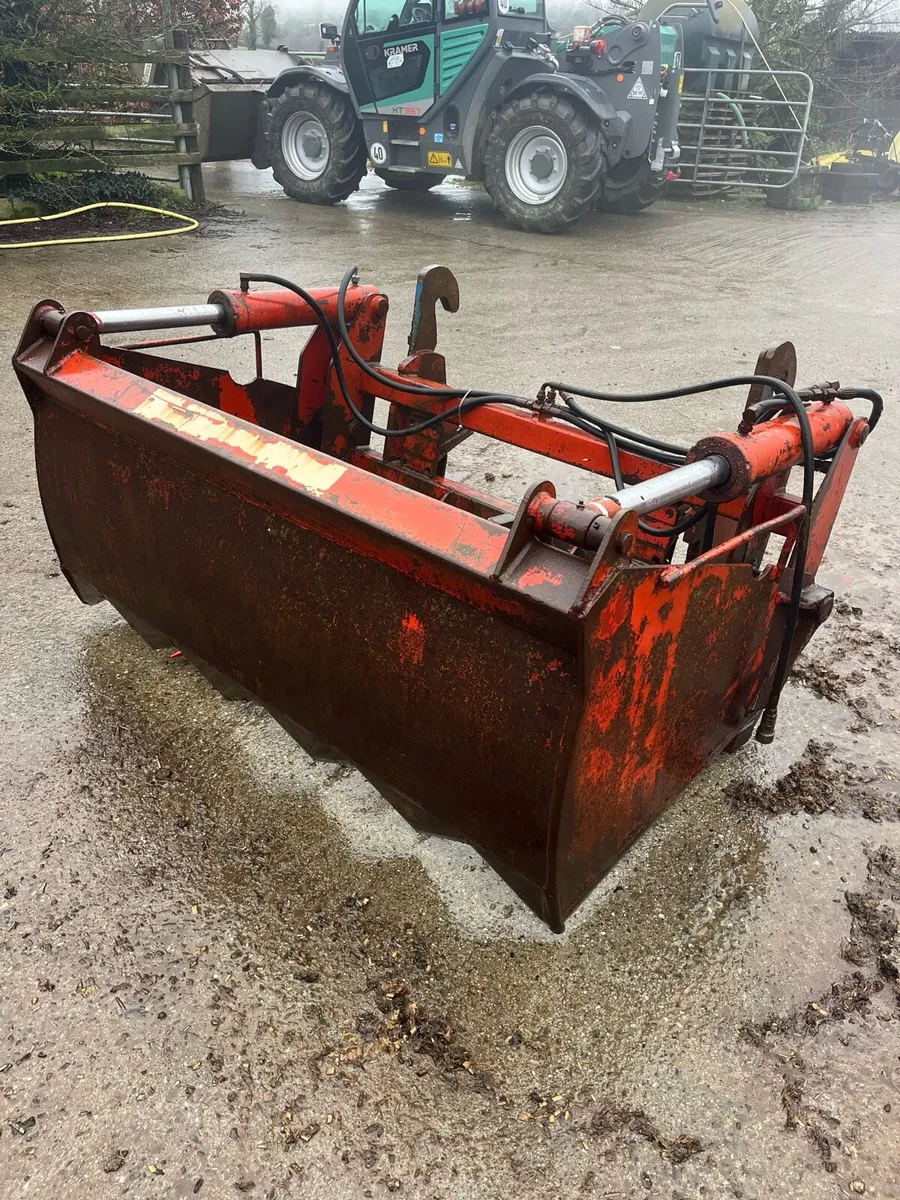 Mchale Shear Grab - Image 1