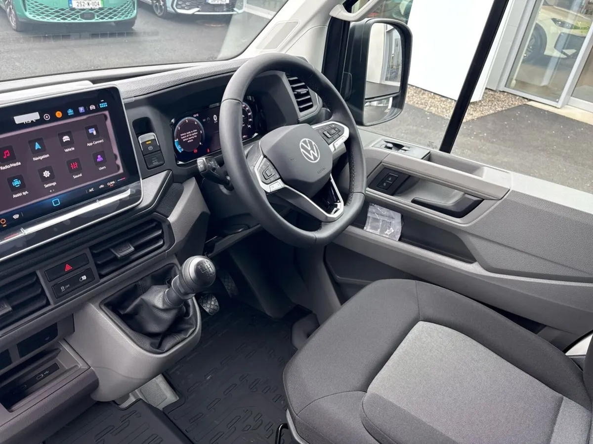 Volkswagen Crafter MWB HL 3.5T 177hp (Price Ex VAT - Image 3