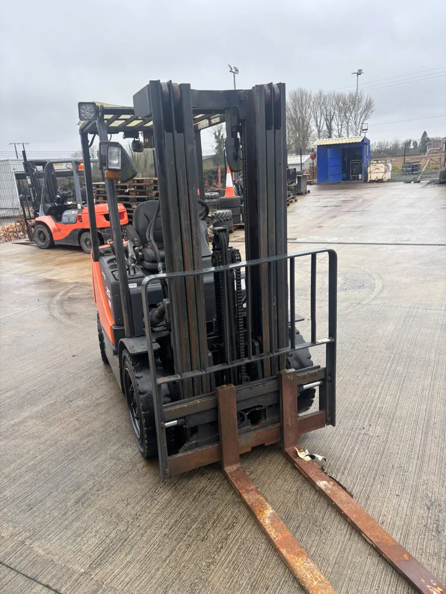 Doosan Forklifts - Image 4