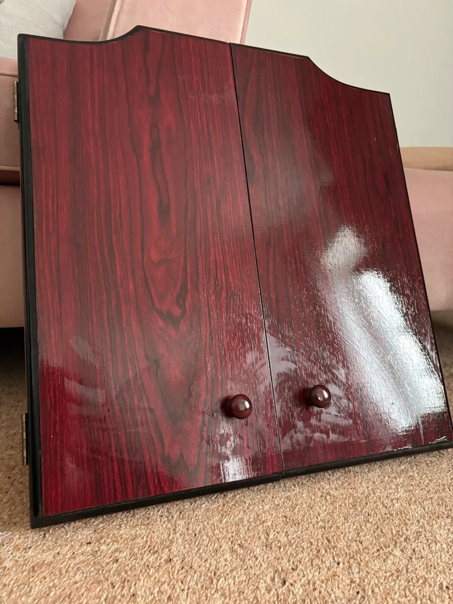 Dartboard cabinet - Image 2