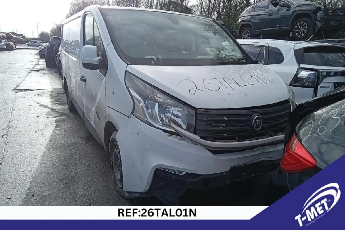 2017 FIAT TALENTO BREAKING FOR PARTS - Image 2