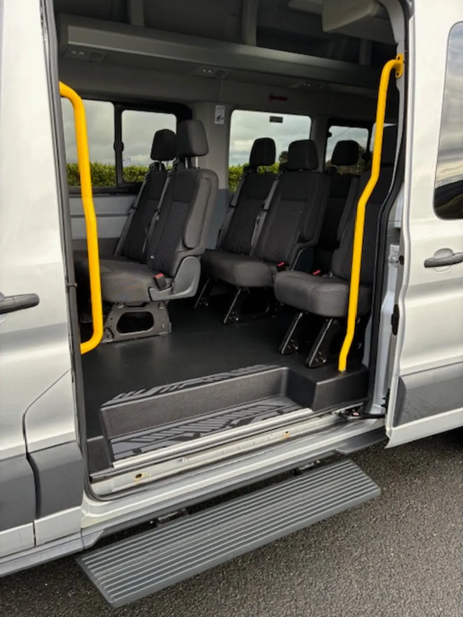 Ford Transit 17 Seat Minibus * €215 VRT * - Image 4