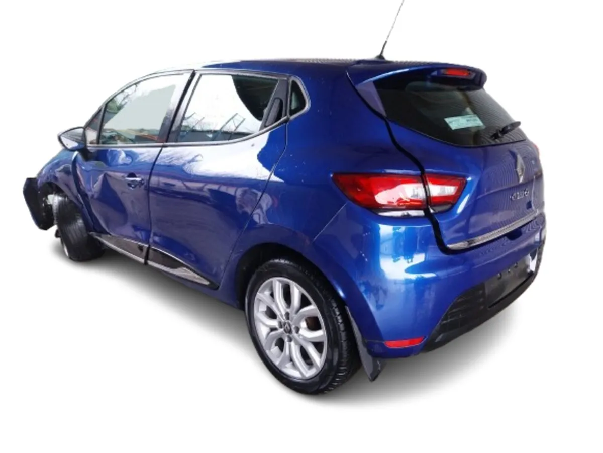 2018 RENAULT CLIO For Breaking/Dismantling - Image 4