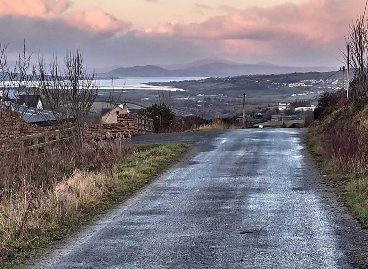 mountain bike - Image 1