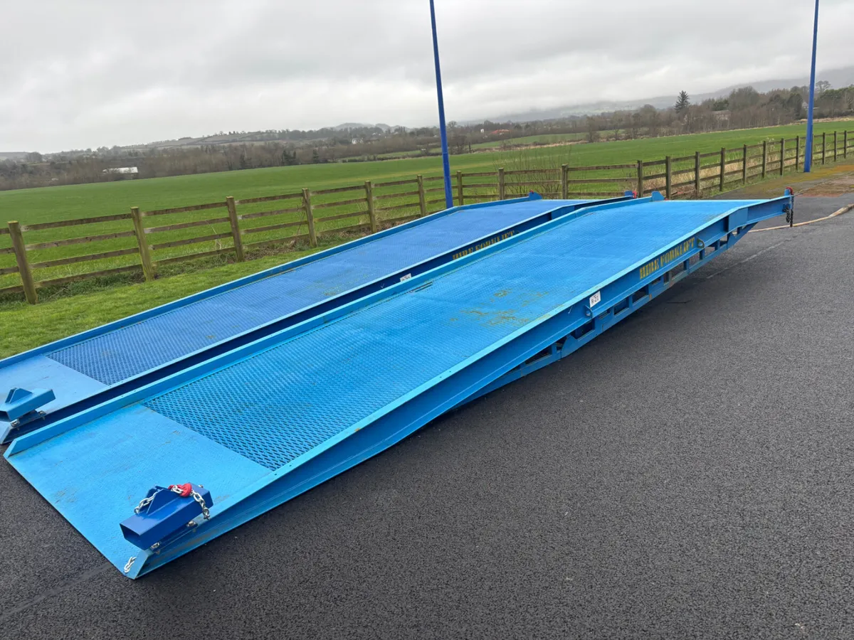 Mobile Forklift Loading ramps /Platform - Image 1