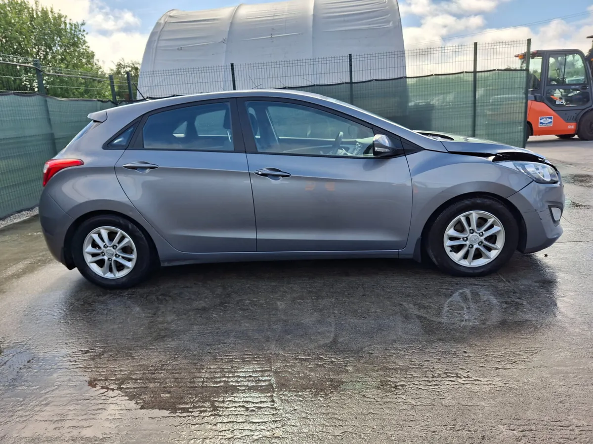 2012 Hyundai i30 1.4 Diesel - Image 3