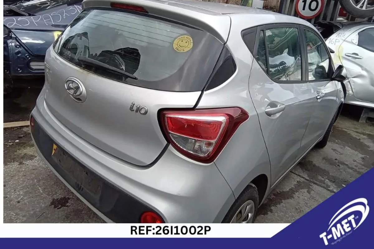 2018 HYUNDAI I10 BREAKING FOR PARTS - Image 2