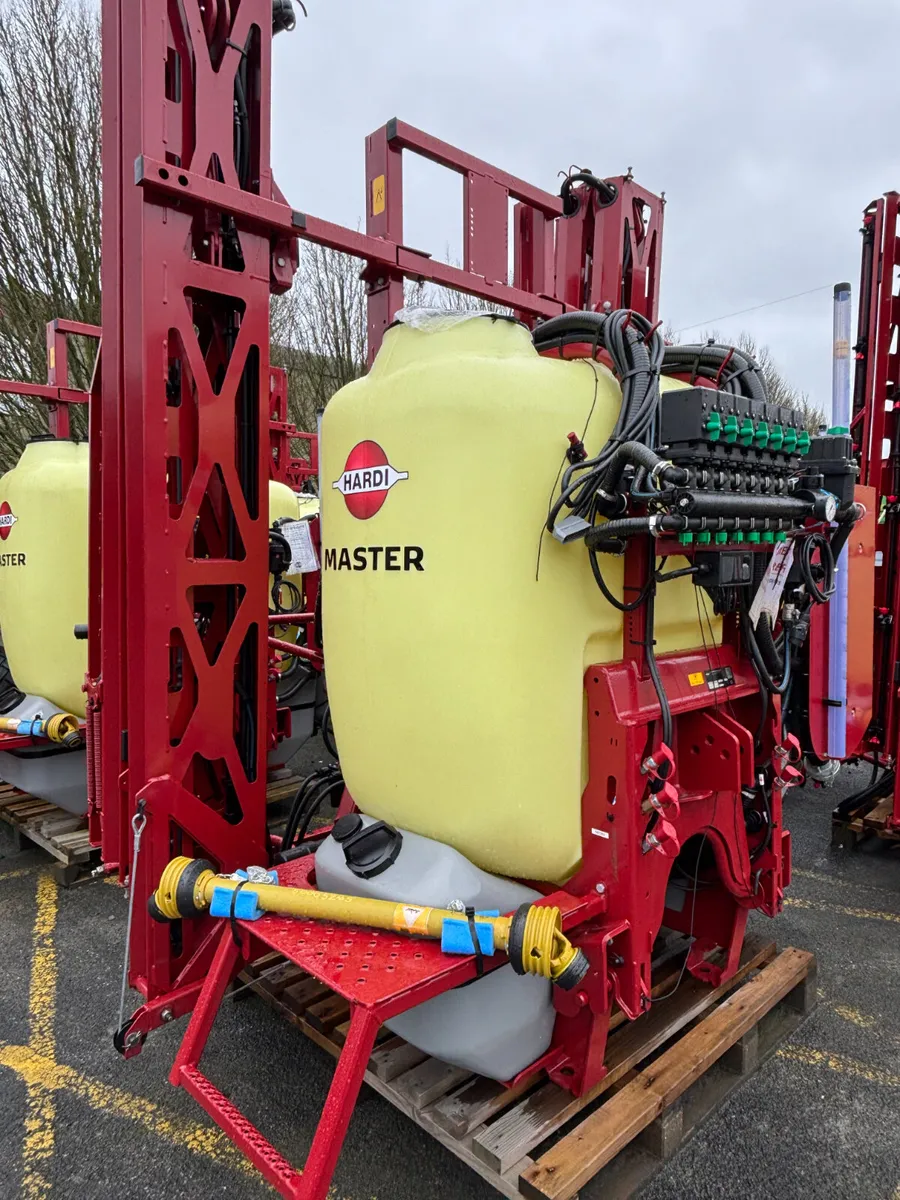 HARDI Master PRO Sprayer Range - Image 1