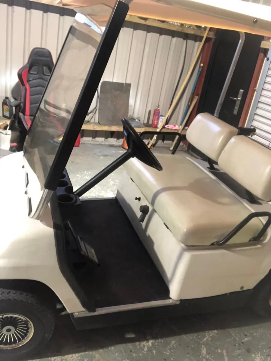 Yamaha petrol golf buggy - Image 3