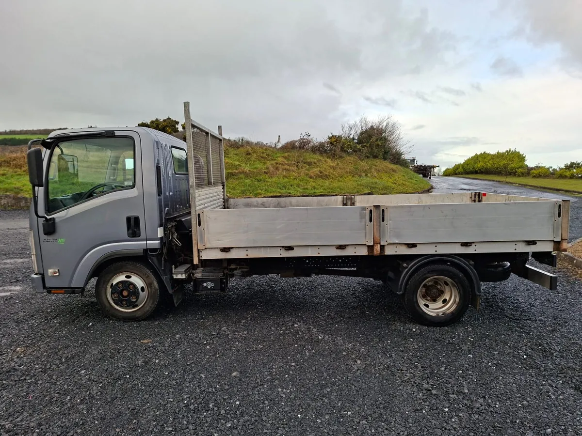 2020 Isuzu Grafter - Image 3