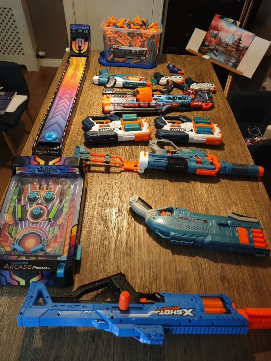 Nurf guns and ammo, and two casino toys /Dublin - Image 1